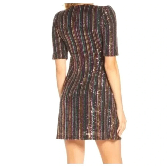 Ali & Jay light up the night sequin dress - Picture 2 of 8